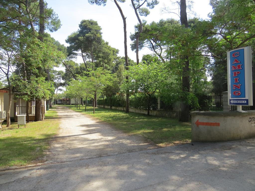 Camping Mia Bungalow & Mobile Home Biograd Na Moru Extérieur photo